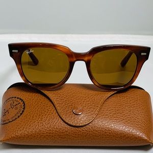 Ray-Ban Sunglasses